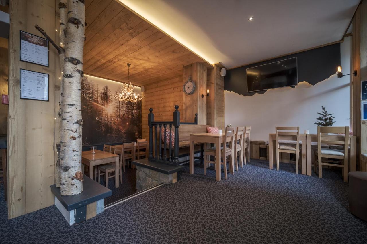 Curling Hotel & Bar ทีนเญอ ภายนอก รูปภาพ
